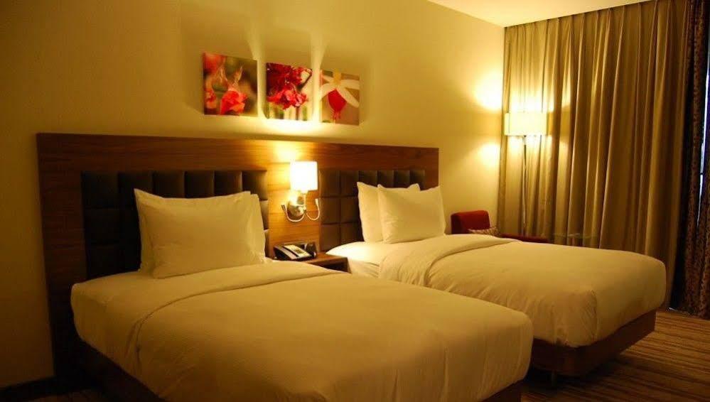 Hilton Garden Inn Eskişehir Extérieur photo